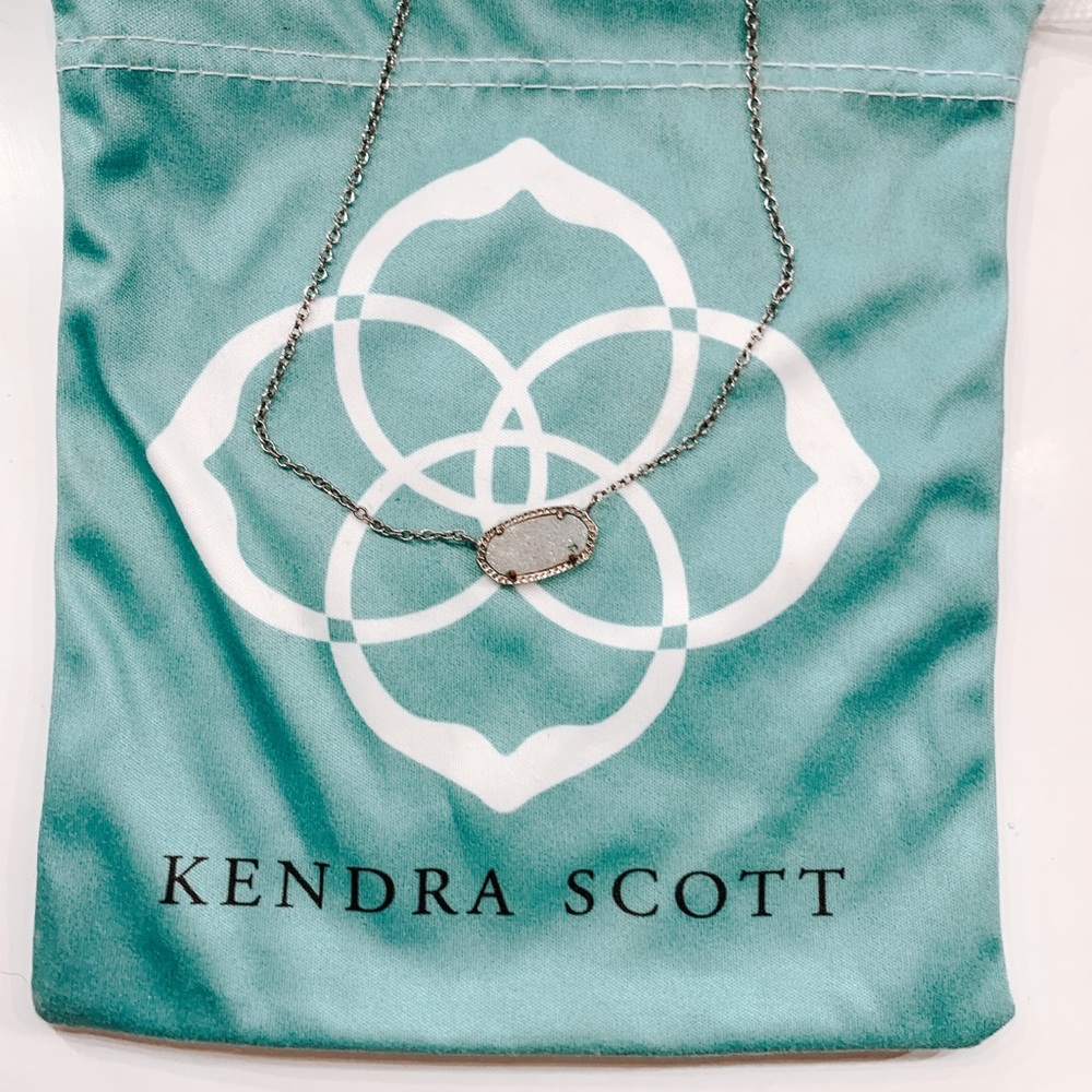 Kendra Scott Necklace
